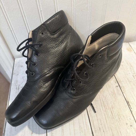 Ros Hommerson 7.5N Women’s Black Leather Lace-Up Comfort Ankle Boots #36560 main image 10